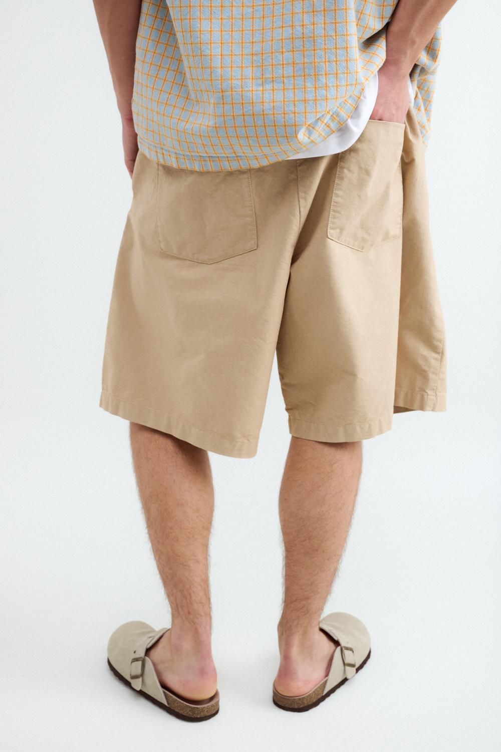 Short Regular Fit Pleats Volume - Beige