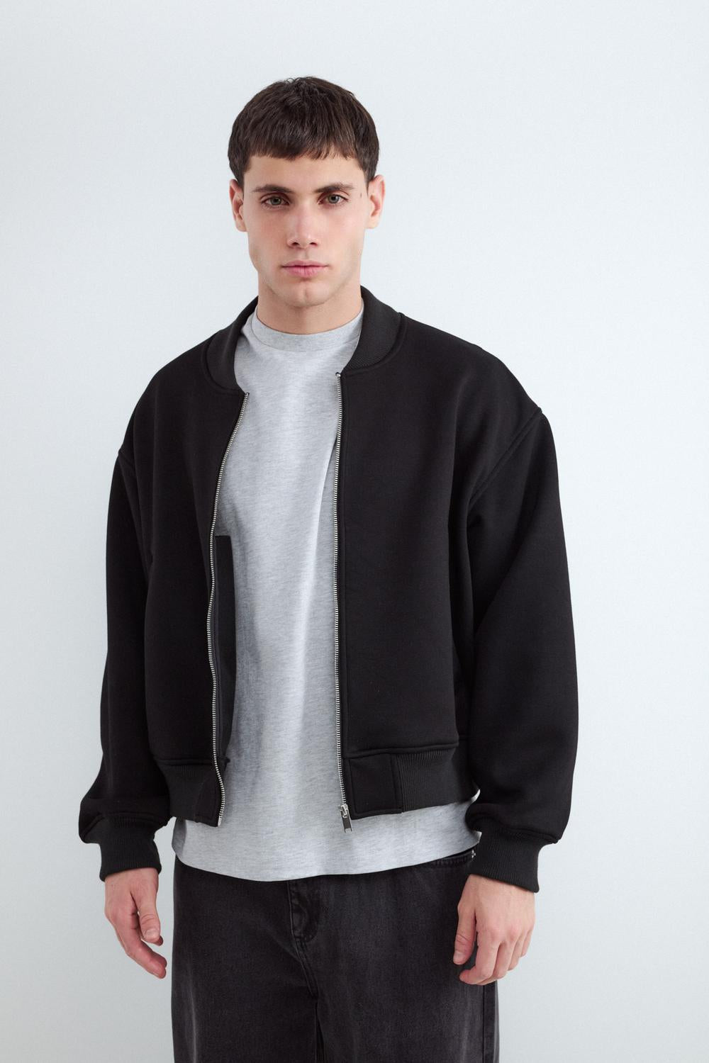 Campera Outerwear Neoprene Bomber - Black
