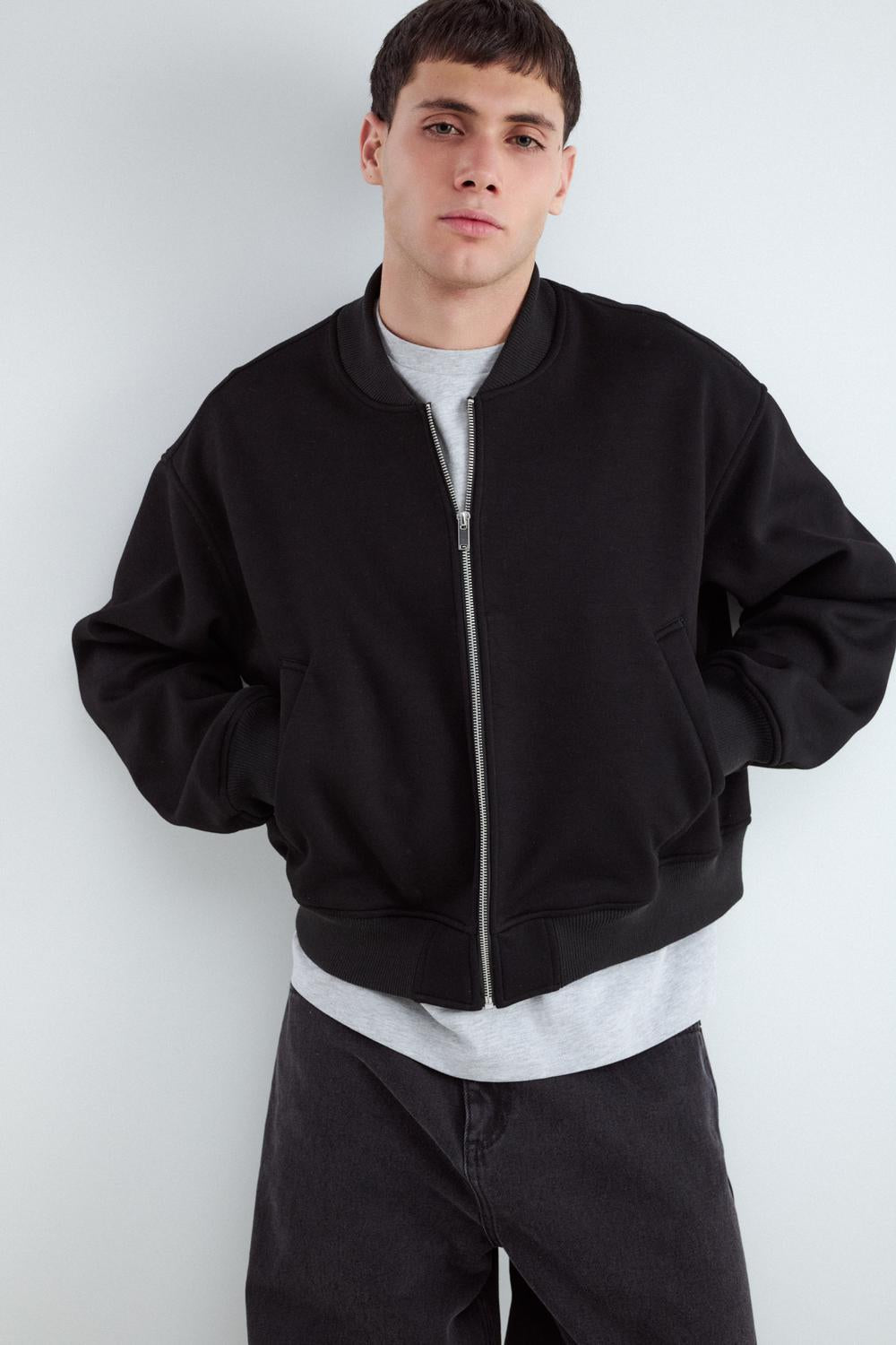 Campera Outerwear Neoprene Bomber - Black