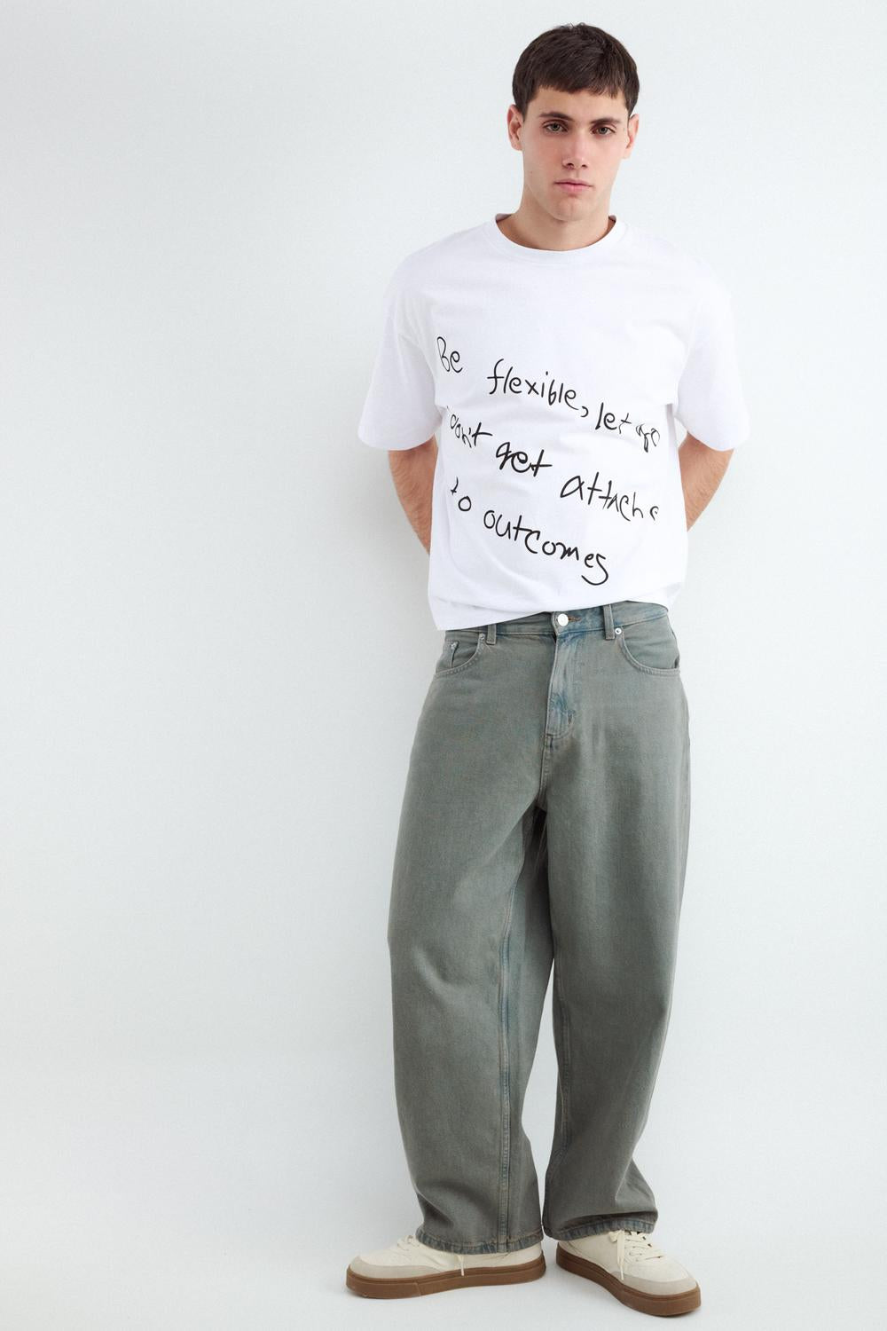 Remera Boxy Handwriten - White