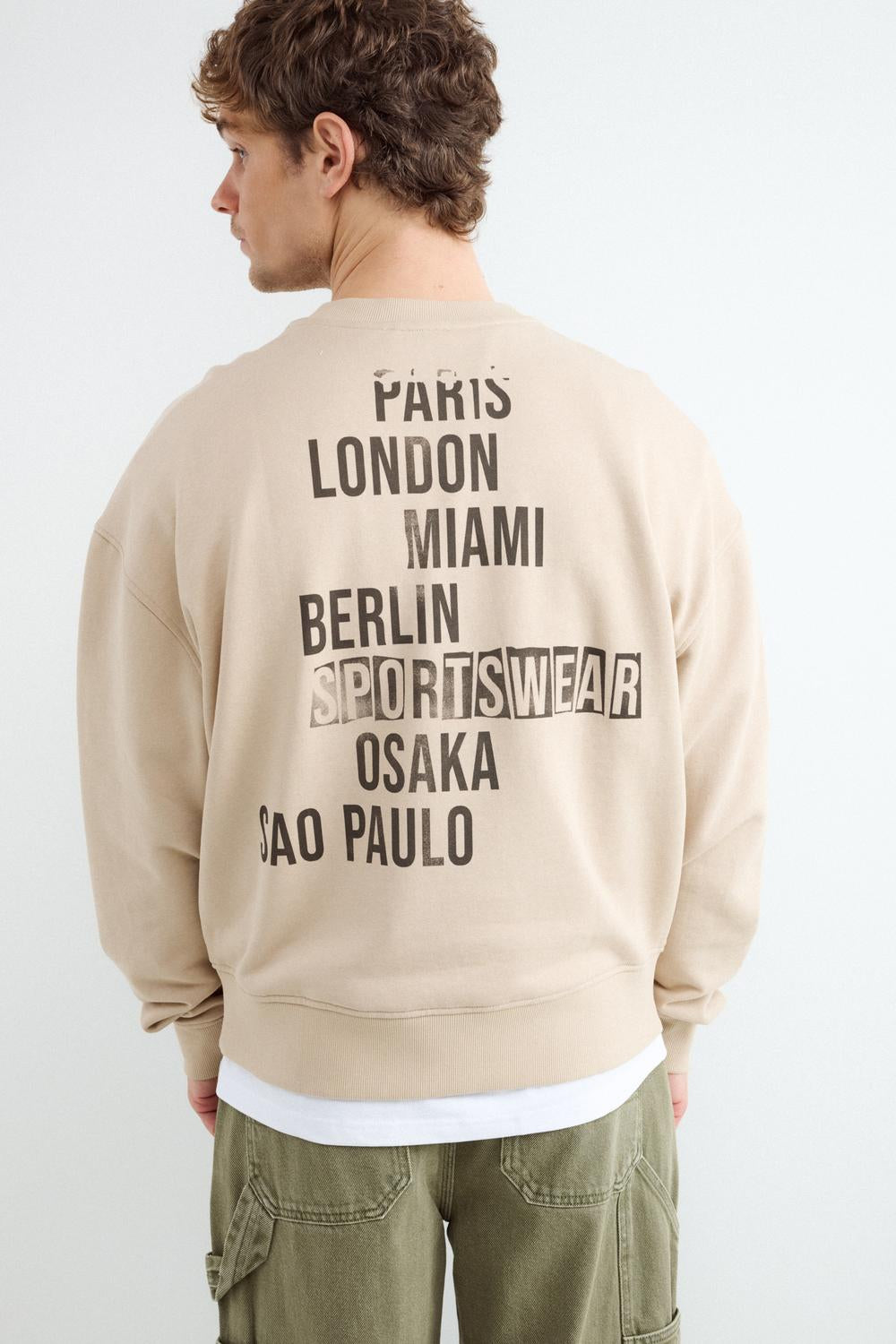 Buzo Relaxed Fit Print - Beige