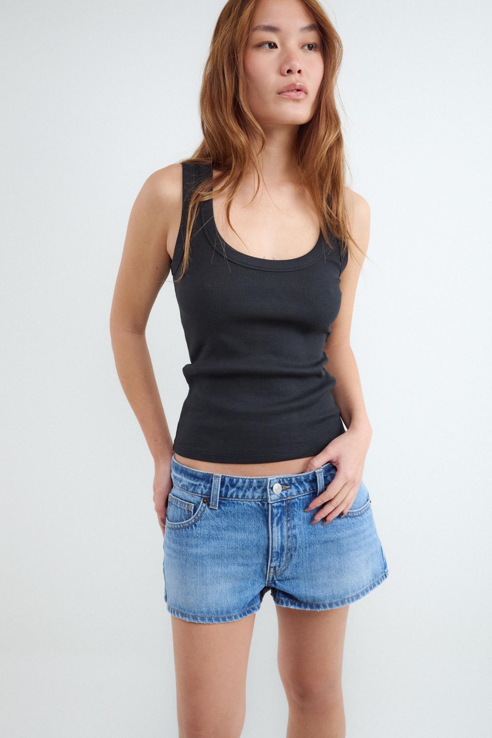 Top Regular Basic Tank - Black
