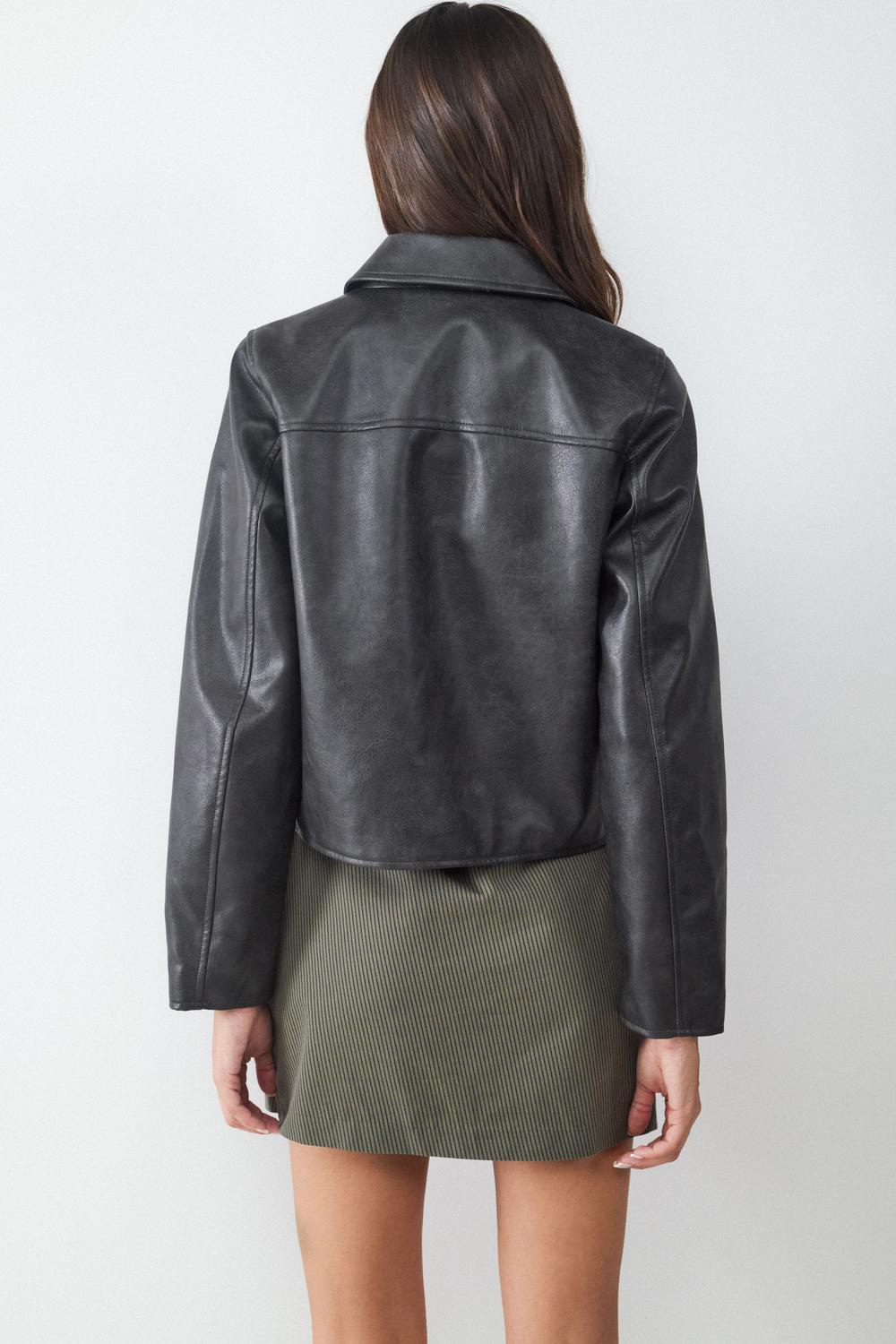 Campera Washed PU - Black