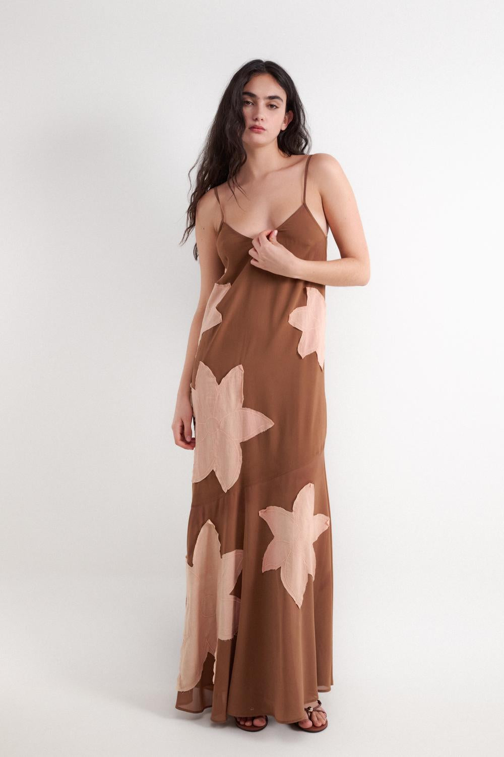 Vestido Relaxed Flowers Patch - Brown Out