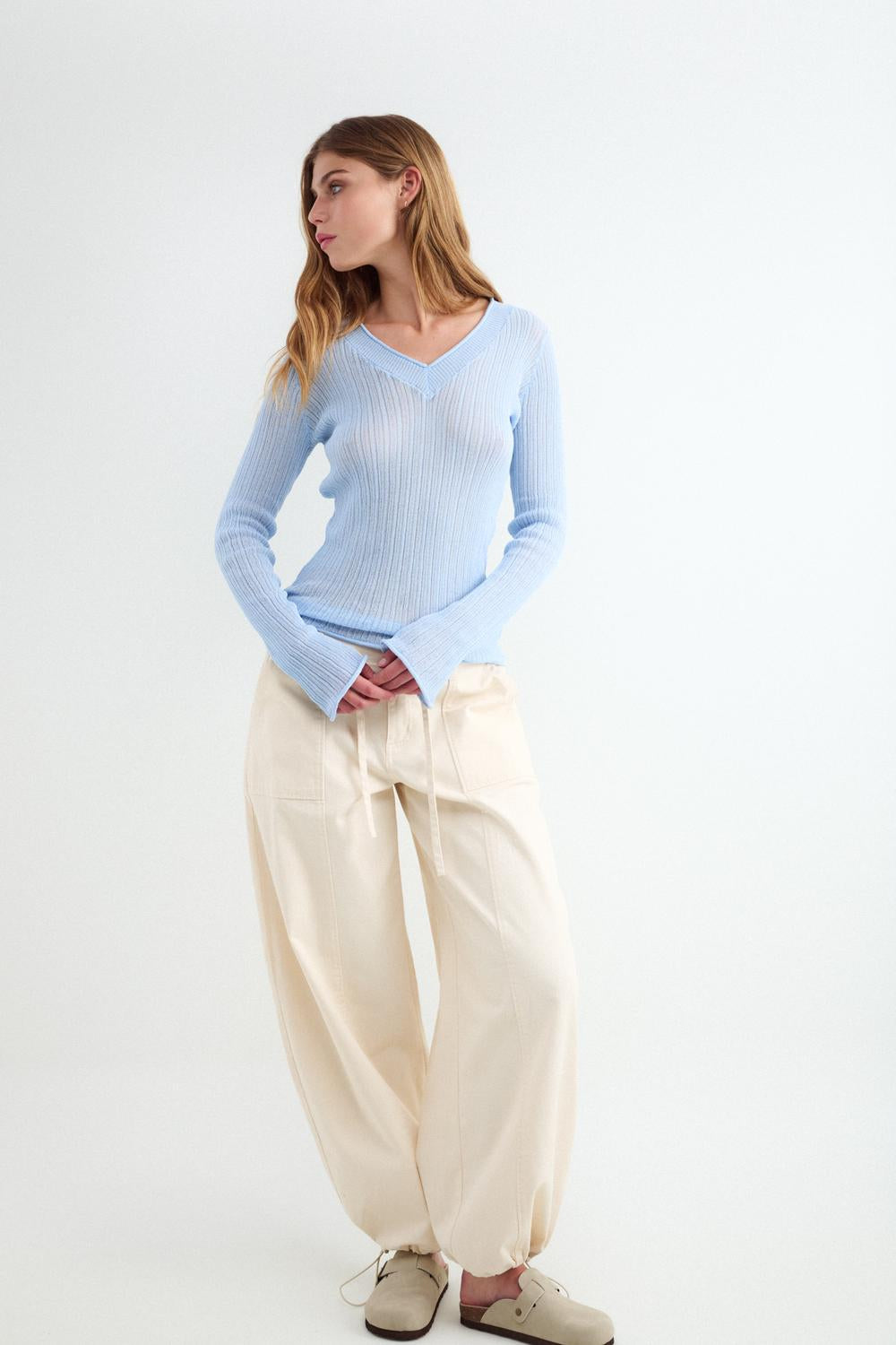Sweater Slim Open Work V Neck - Light Blue