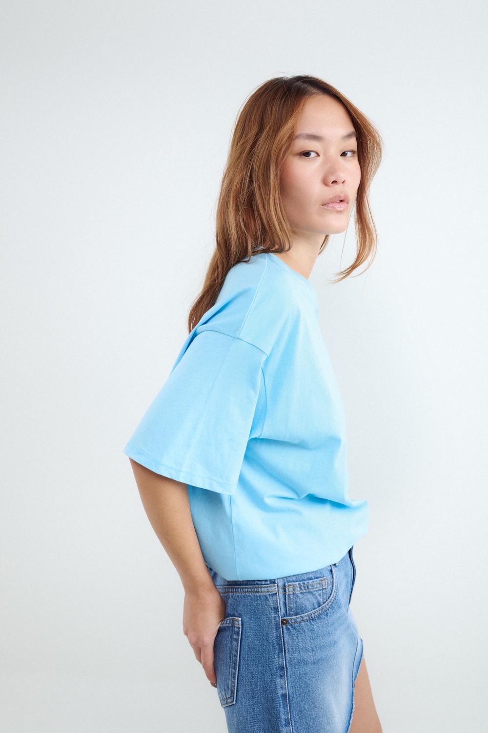 Remera Oversize Blue Flower - Light Blue