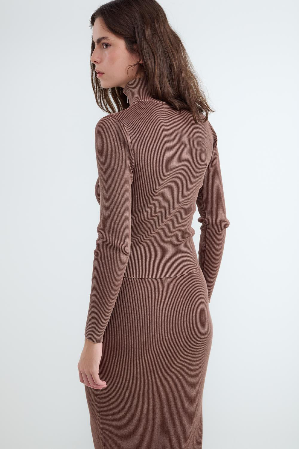 Sweater Slim Full Zipper - Brown Out
