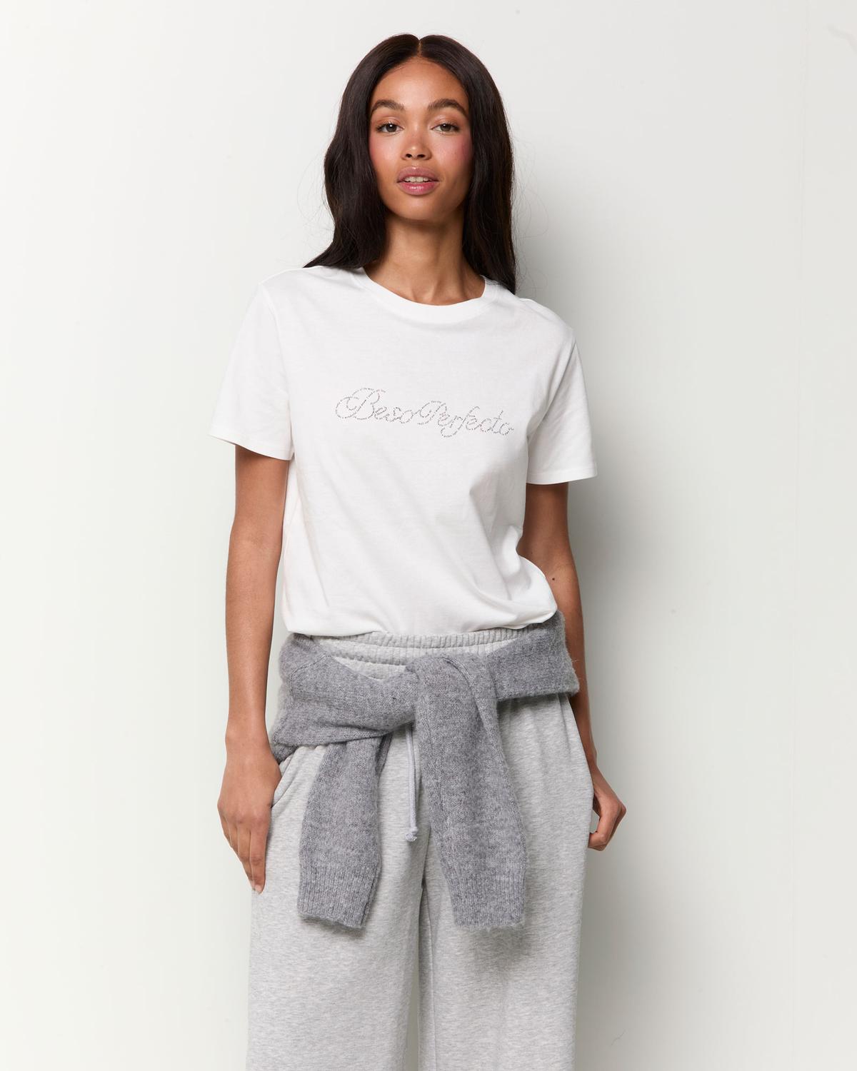 Remera Regular Beso Perfecto - White