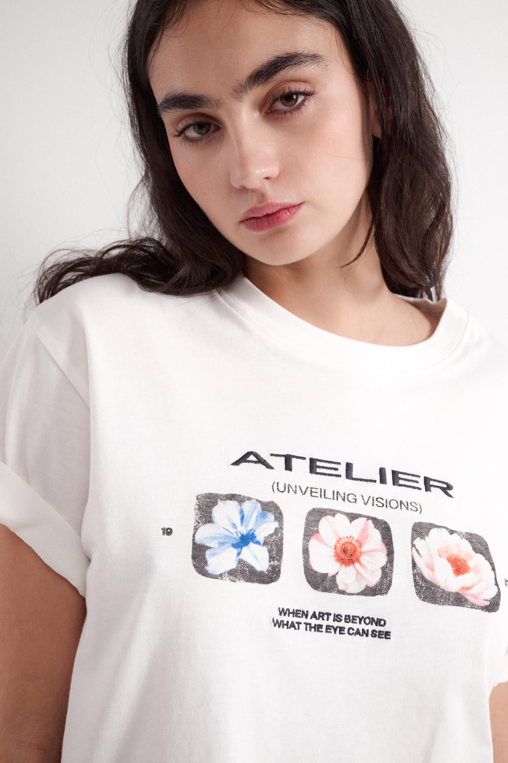 Remera Oversize Menu Flowers - White