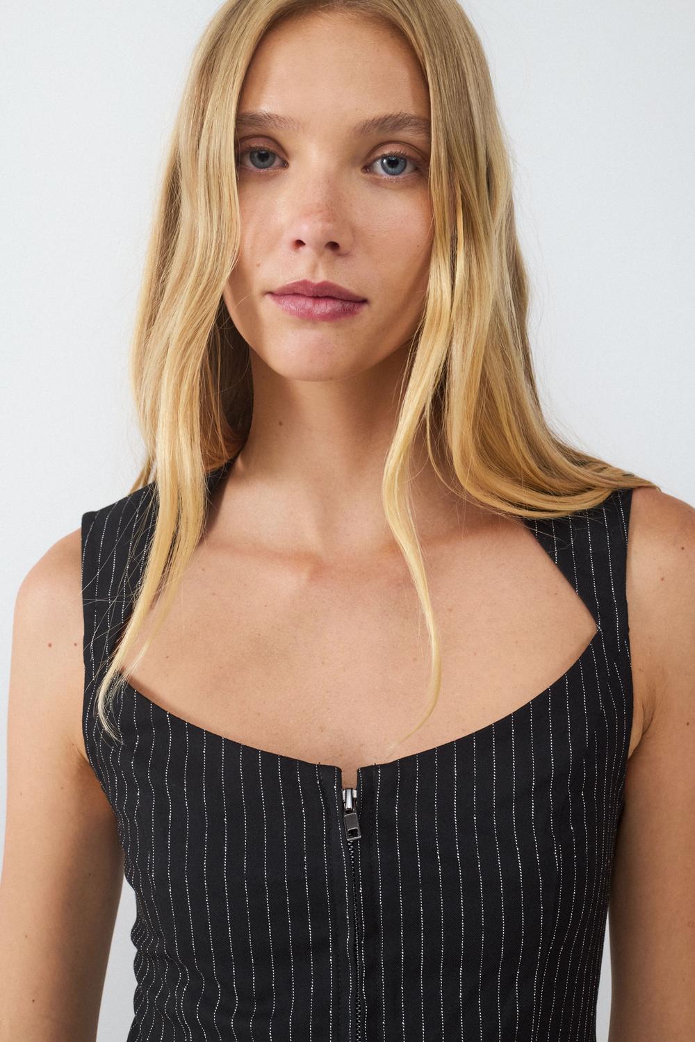 Top Slim Stripes With Zipper - Black