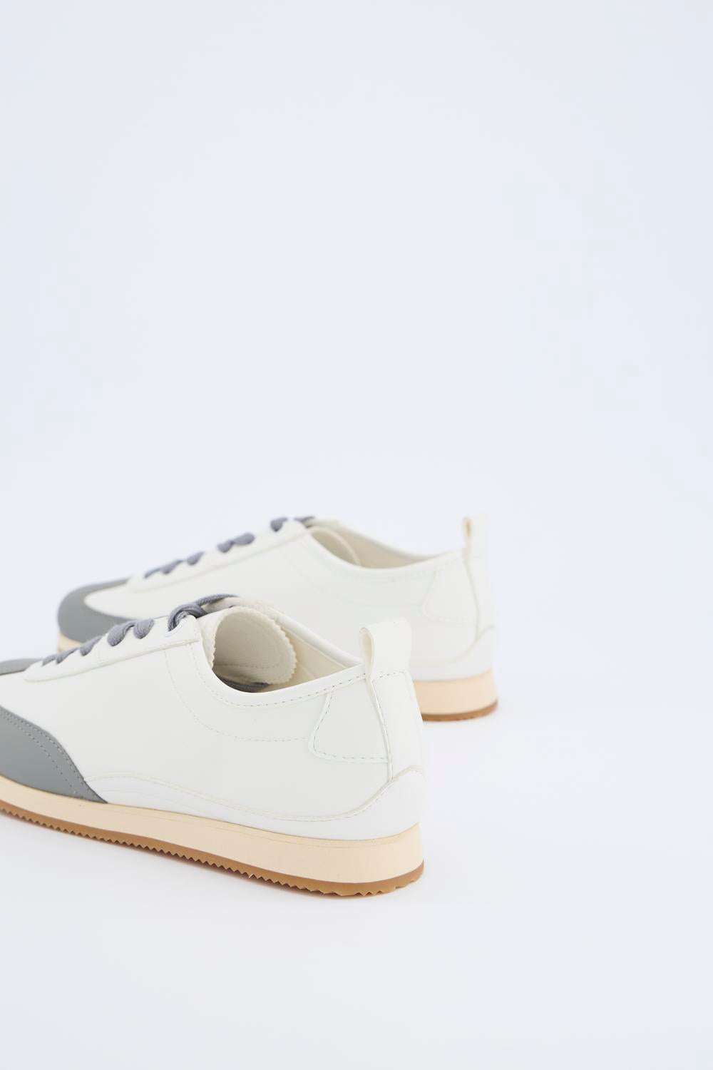 Zapatilla BASIC - White
