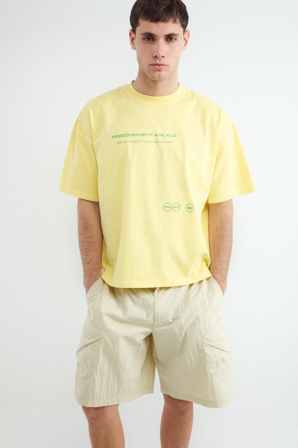 Remera Boxy Freedom Place - Blazing Yellow